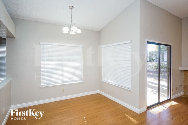 Foto del edificio - 357 Orchard Ct