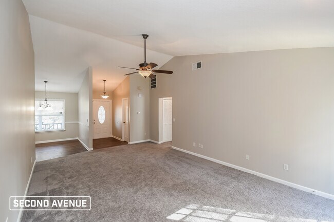 Foto del edificio - 2476 San Sago Ln