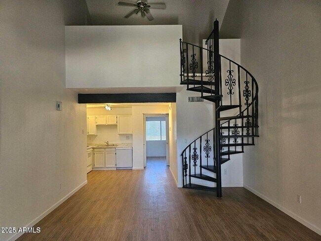 Foto del edificio - 30 E Brown Rd