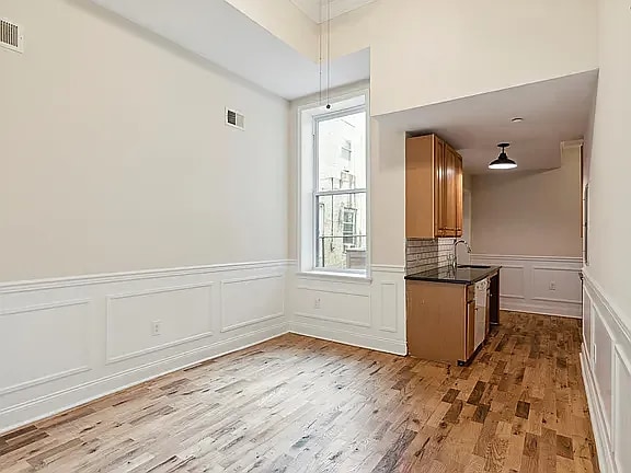 Foto del edificio - 1723 Master St