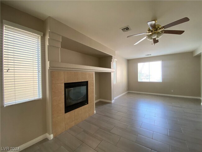 Building Photo - 5101 Ivy Creek Ct
