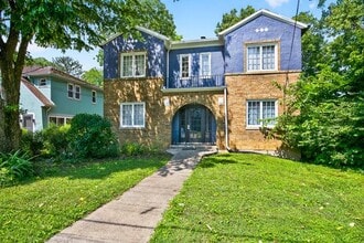 Building Photo - 3379 Morrison Ave