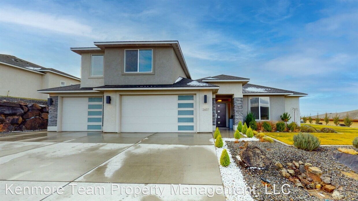 4 br, 3 bath House 2607 Falcon Lane House for Rent in Richland, WA