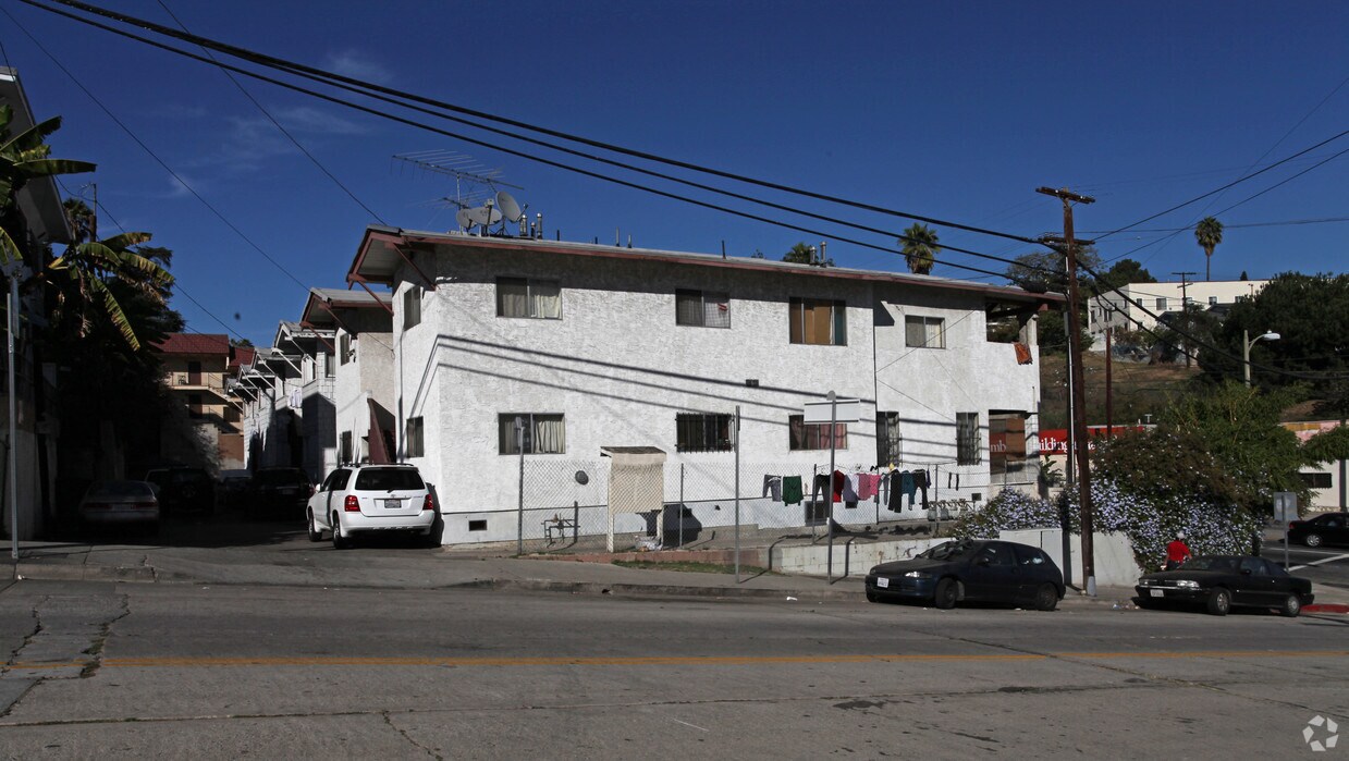 Building Photo - 1202-1204 W Sunset Blvd