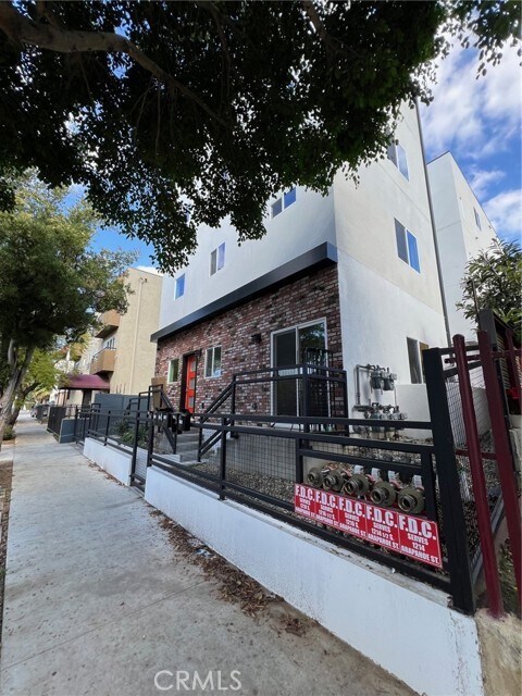 Foto del edificio - 1218 Arapahoe St