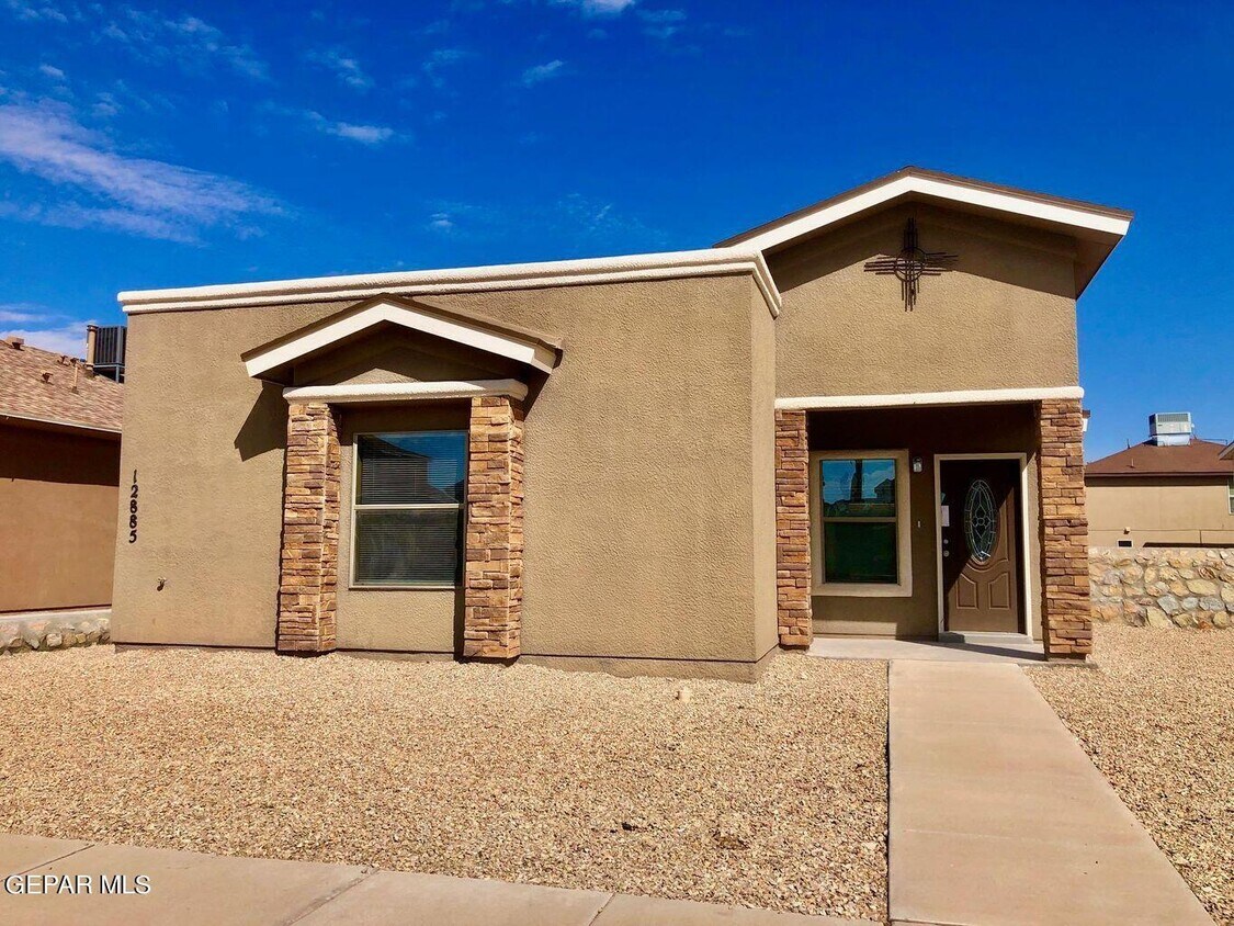 12885 Hueco Mine Dr, El Paso, TX 79938 House for Rent in El Paso, TX