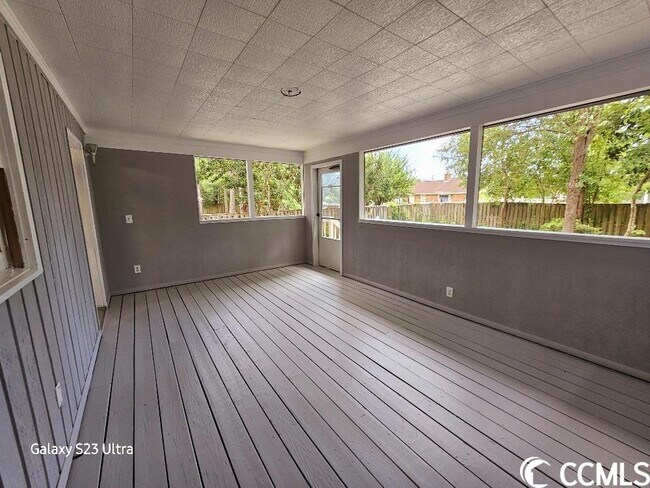 Building Photo - 123 Furman Cir