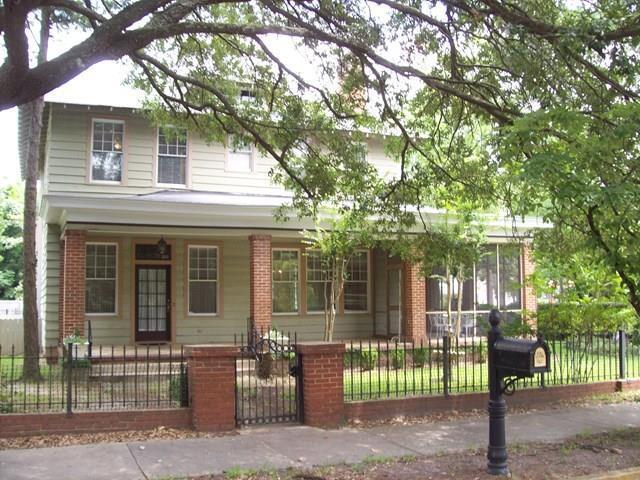 Primary Photo - 504 Richland Ave W