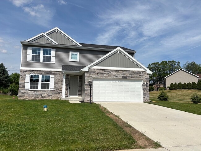 Building Photo - 54271 Stonebridge Dr
