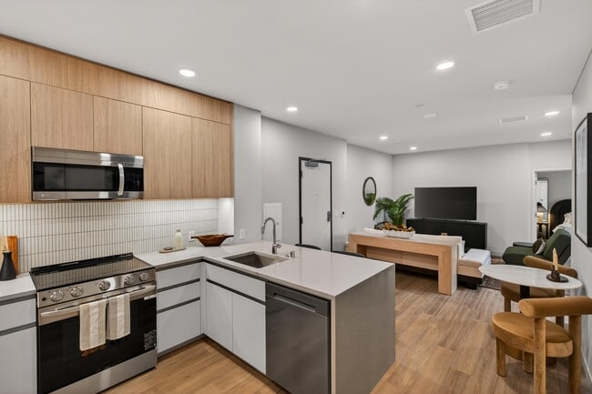 Building Photo - 5420 Sunset