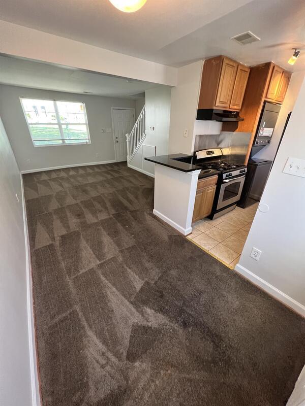 Photo - 6890 Hawthorne St Apartment