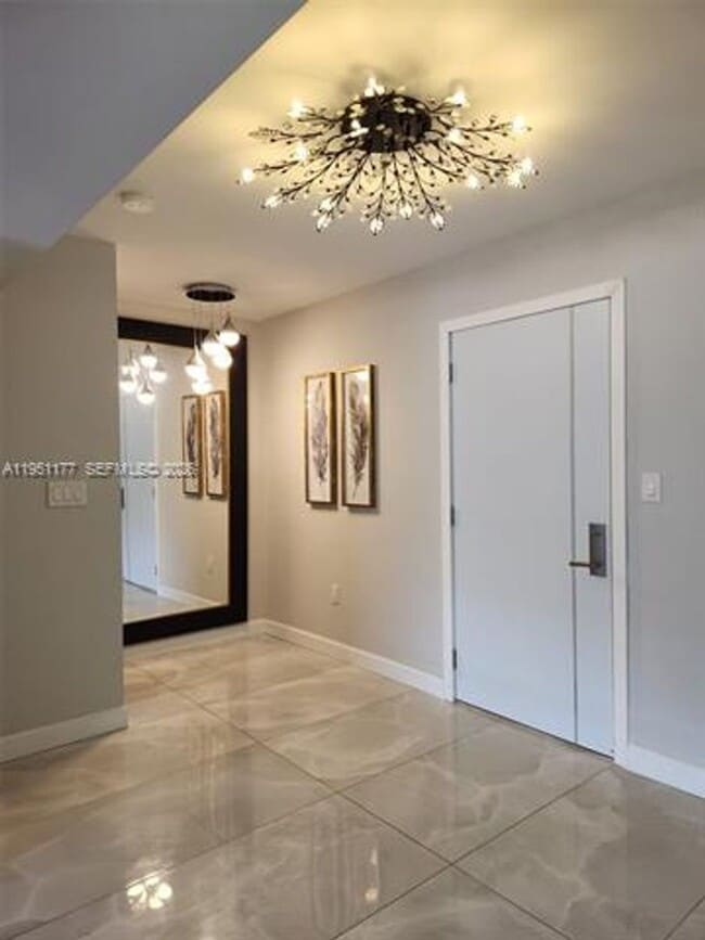 Foto del edificio - 1075 92nd St