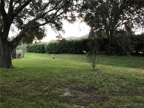 Building Photo - 2595 N Brentwood Cir