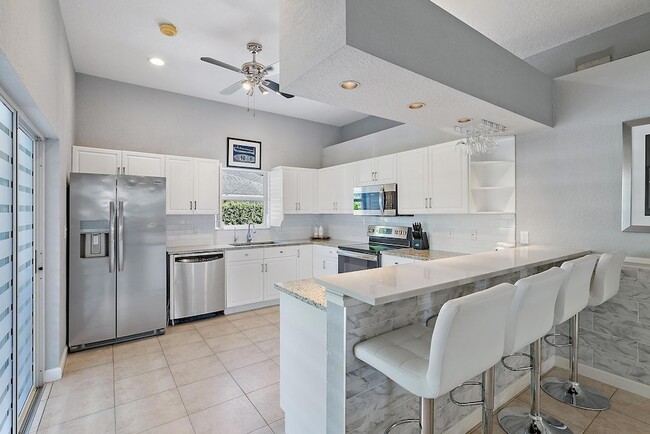 Foto del edificio - 6051 Kendrick St