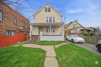 Building Photo - 3691 E 116th St