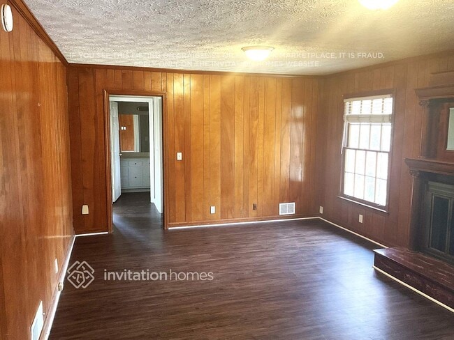 Building Photo - 4226 Executive Dr