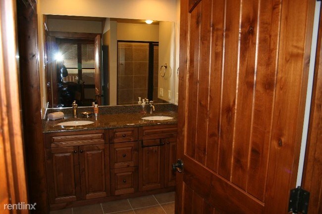 Building Photo - 6204 Monterra Ave