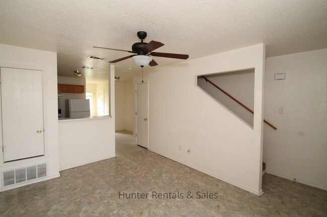 Building Photo - Perfect Two-Bedroom!