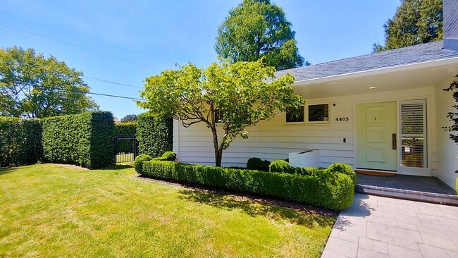 Building Photo - Broadmoor Mid-Century 3 Bedroom Ranch With...