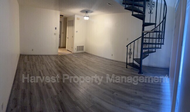 Building Photo - 1625 S Longford St