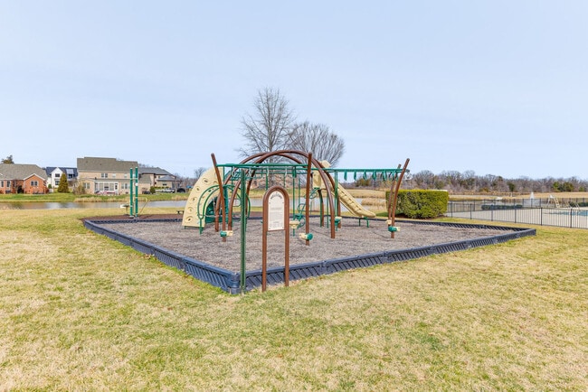 Foto del edificio - 1706 Mainsail Ln