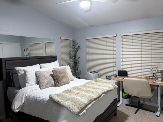 Foto del edificio - 3 Sussex Ct