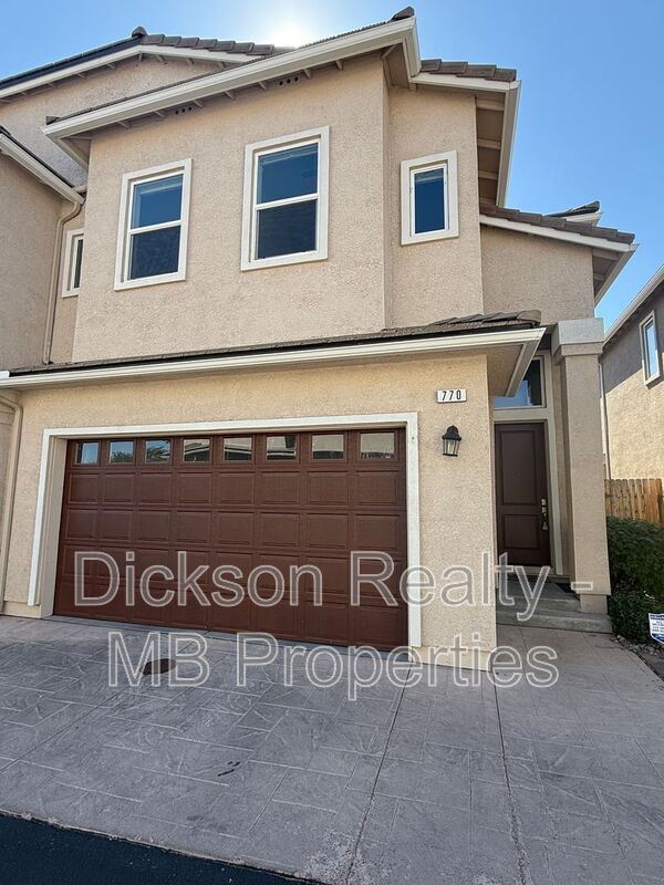 Building Photo - 770 Sarcinella Ct