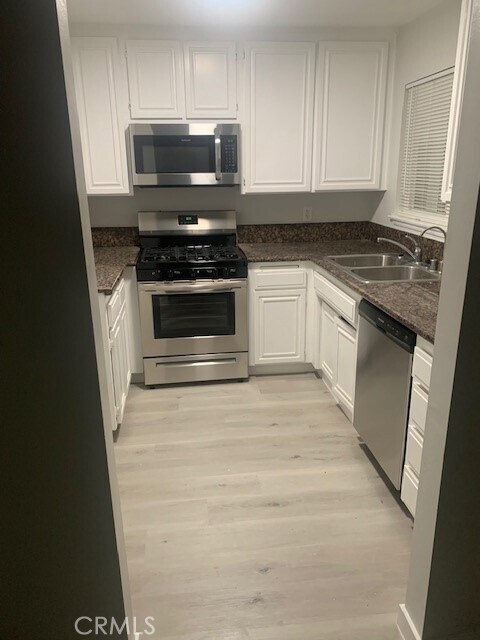 Foto del edificio - 1247 Stoner Ave