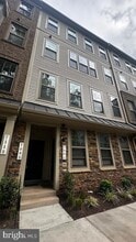 Building Photo - 709 Thomas Ln