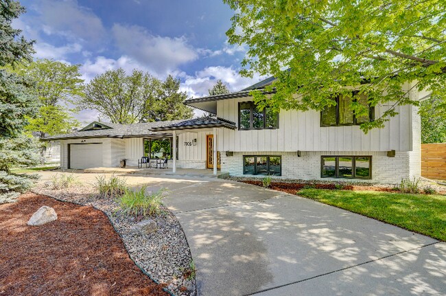 Building Photo - 7005 Roaring Fork Trail