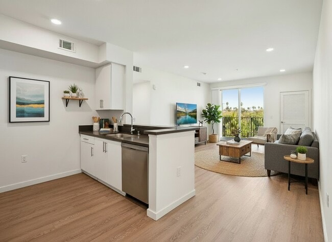 Foto del edificio - 3518 Chesapeake Ave., Los Angeles, CA 90016