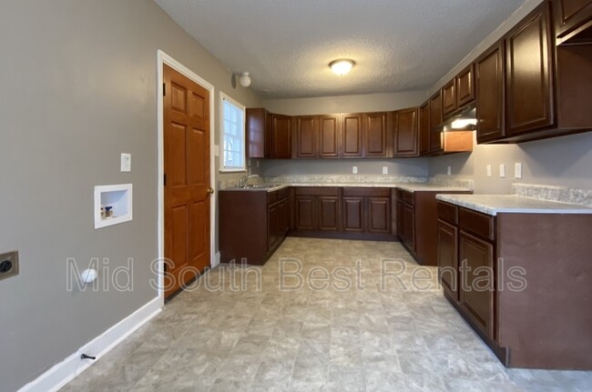 Foto del edificio - 1534 Marjorie St