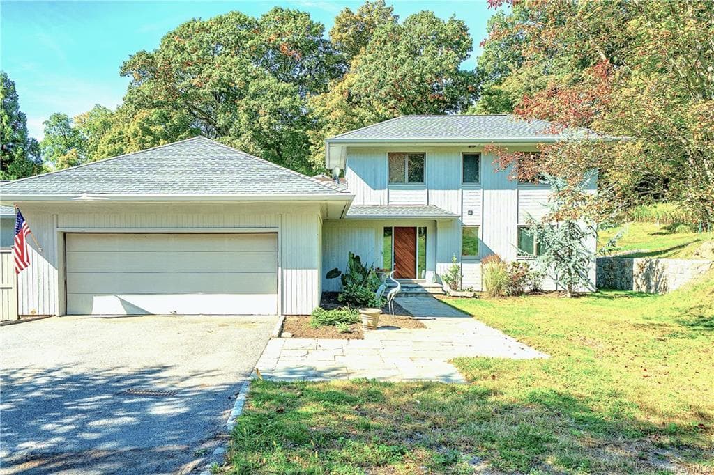 122 Old Briarcliff Rd, Briarcliff Manor, NY 10510 House Rental in