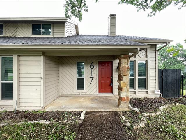Primary Photo - 617 Washington Dr