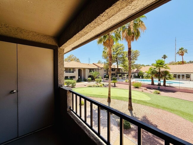 Building Photo - Fully Renovated 2-Bedroom Condo in Gated W...