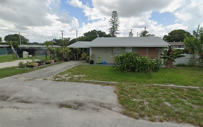 Photo - 977 Miner Rd Apartment