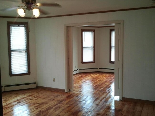 Foto del edificio - 759 Somerville St