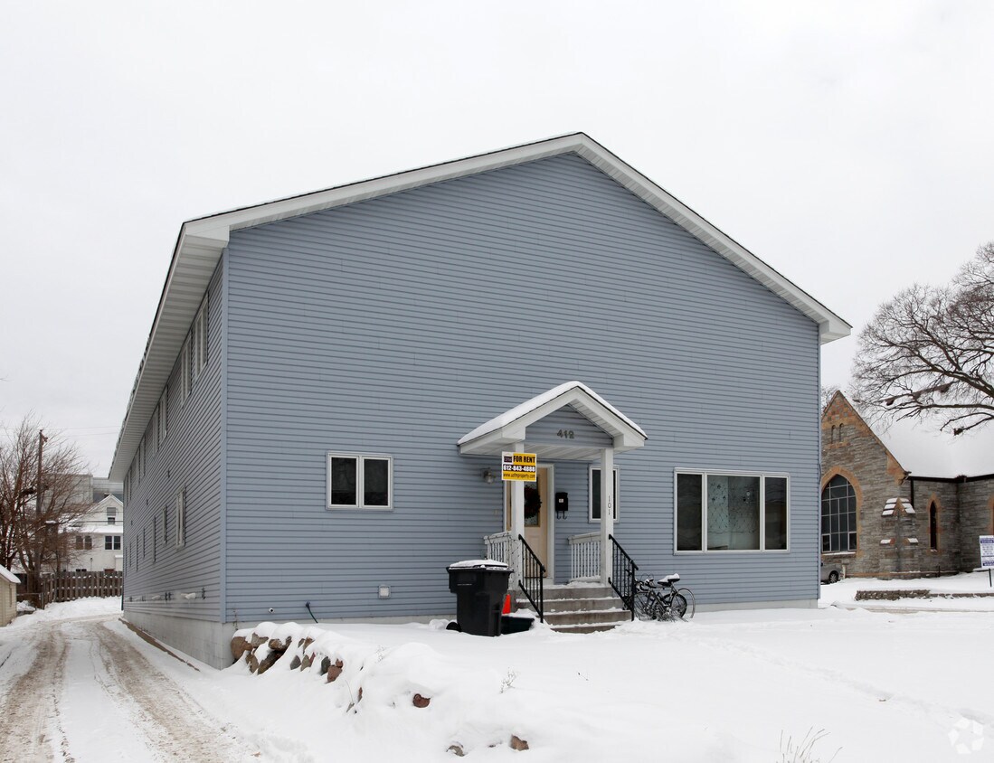 Foto principal - 412 4th St SE