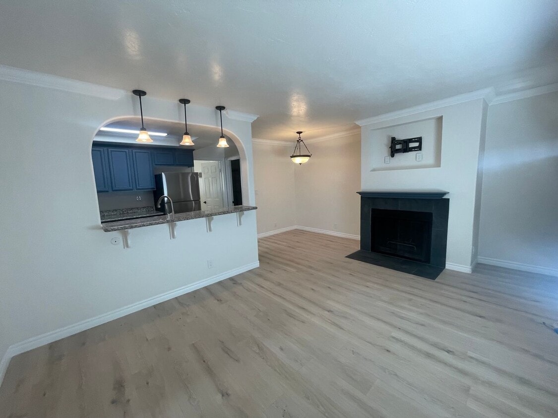 Foto principal - Charming Updated 1 bedroom, 1 bathroom con...