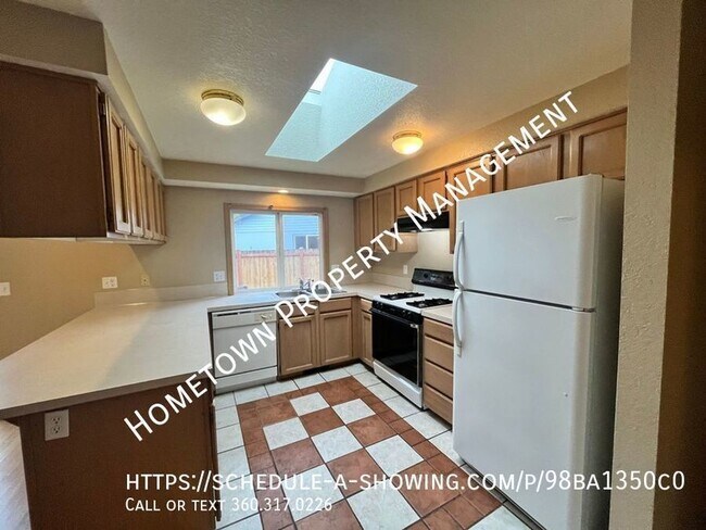 Foto del edificio - Conveniently Located 3 Bedroom 2 Bath Ramb...