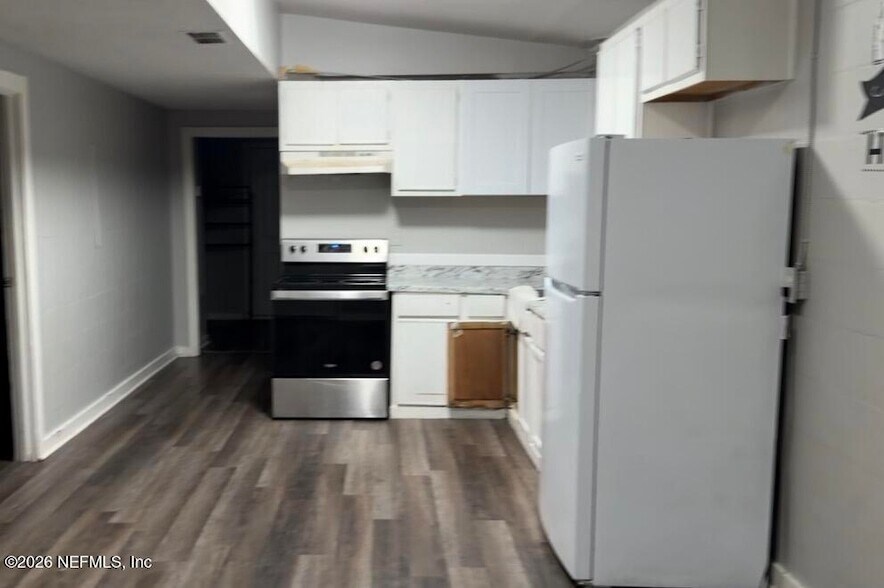 Foto del edificio - 551 S 9th St