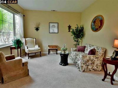 Foto del edificio - 1173 Claremont Dr
