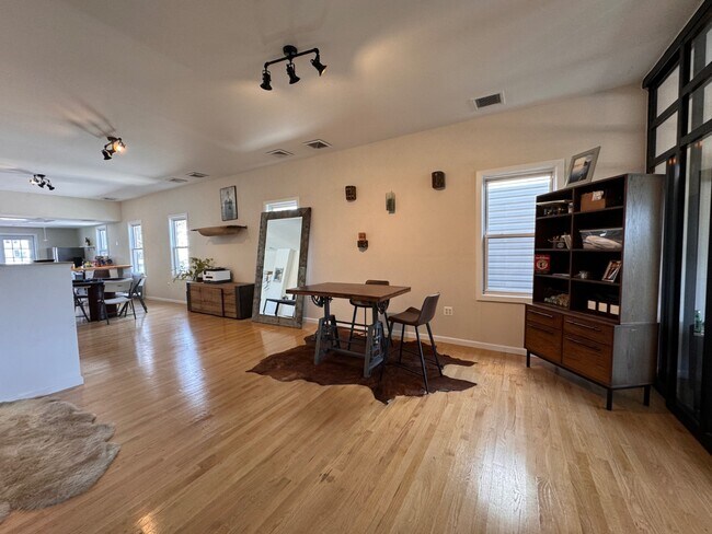 Foto del edificio - 219 Beach 116th St