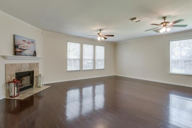 Foto del edificio - 11306 Shadyside Ln