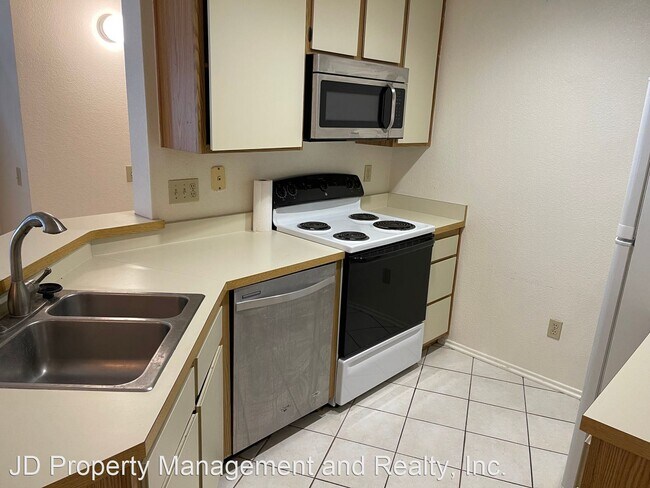 Building Photo - 2 br, 2 bath House - 7023 Camino Degrazia ...