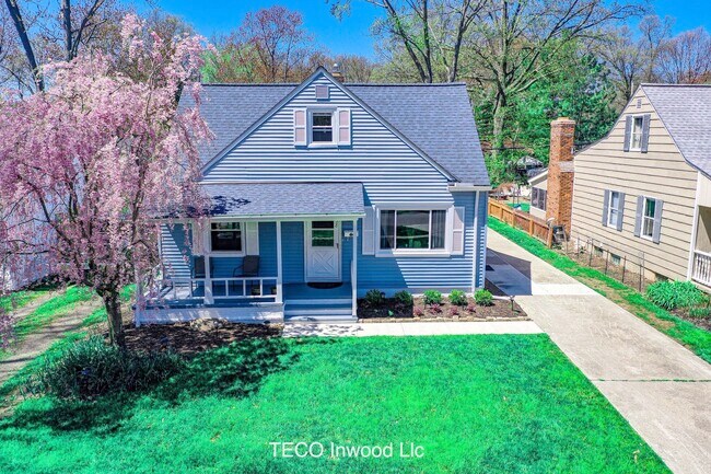 Foto del edificio - 338 Inwood Blvd