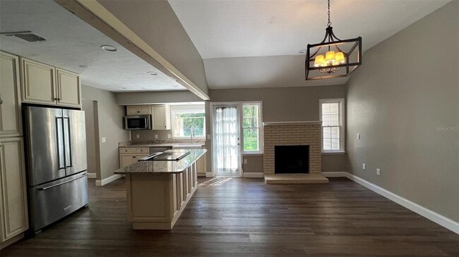 Building Photo - 5503 SW 84th Dr