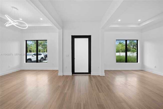 Foto del edificio - 12190 Rhino Oaks Dr