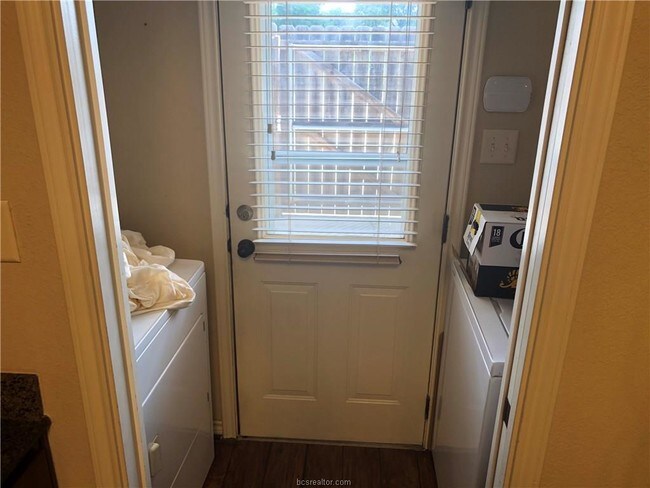 Foto del edificio - 3318 General Pkwy