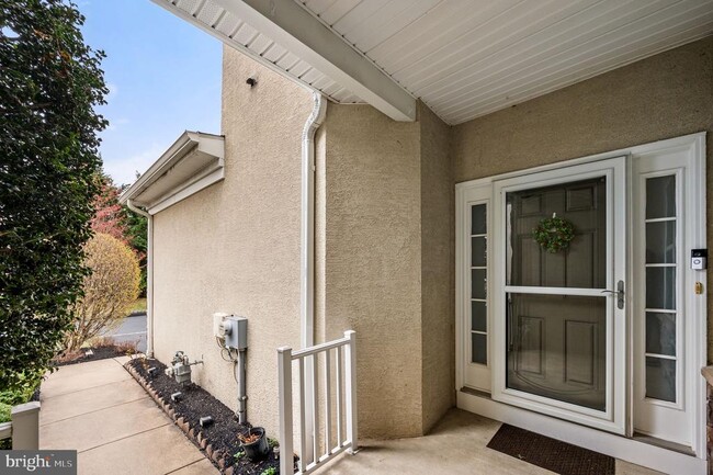Building Photo - 2933 Cottonwood Ln